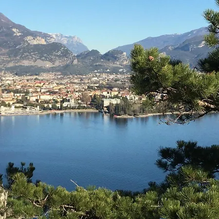 La Bastia Fra Il Di Garda E Brescia Citta Nuvolento