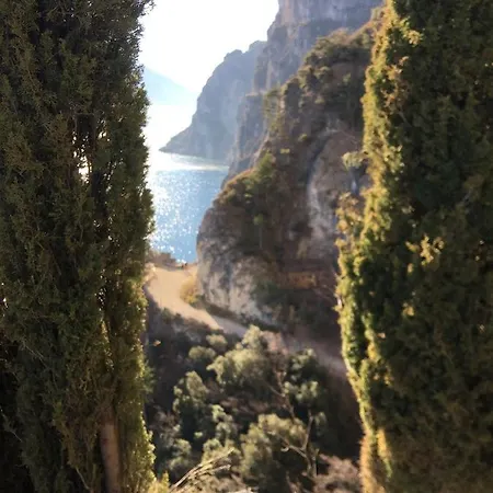 Daire La Bastia Fra Il Di Garda E Brescia Citta Nuvolento